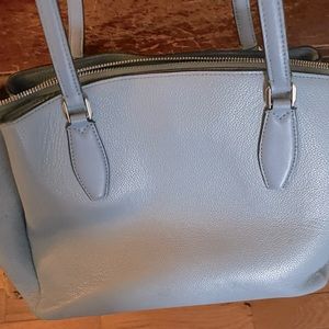 Kate spade shoulder bag, larger with multiple compartments